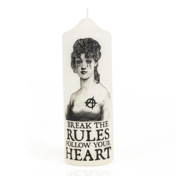 Coreterno Break the Rules - Pillar Candle Billig