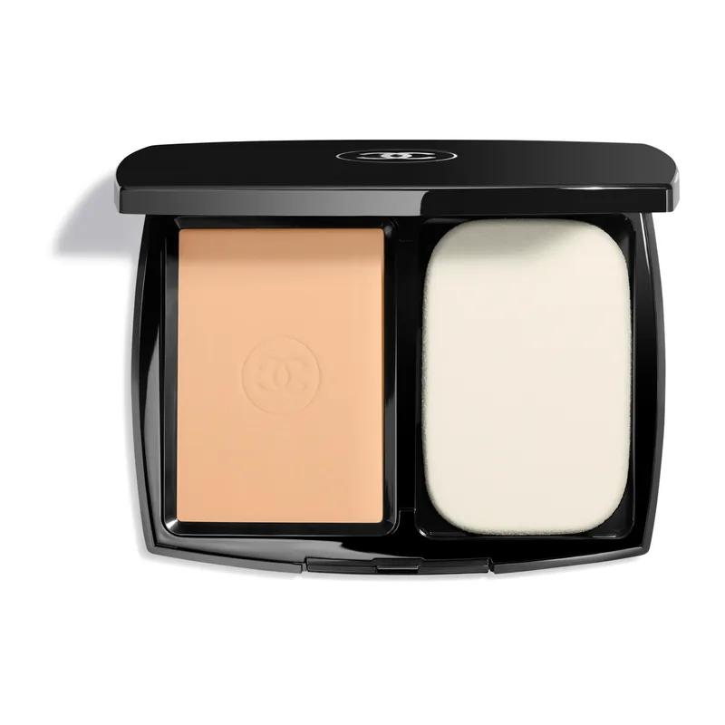 Sonderangebot CHANEL ULTRA LE TEINT KOMPAKT-MAKE-UP FÜR HÖCHSTE PERFEKTION. EXTREM LANGANHALTEND.