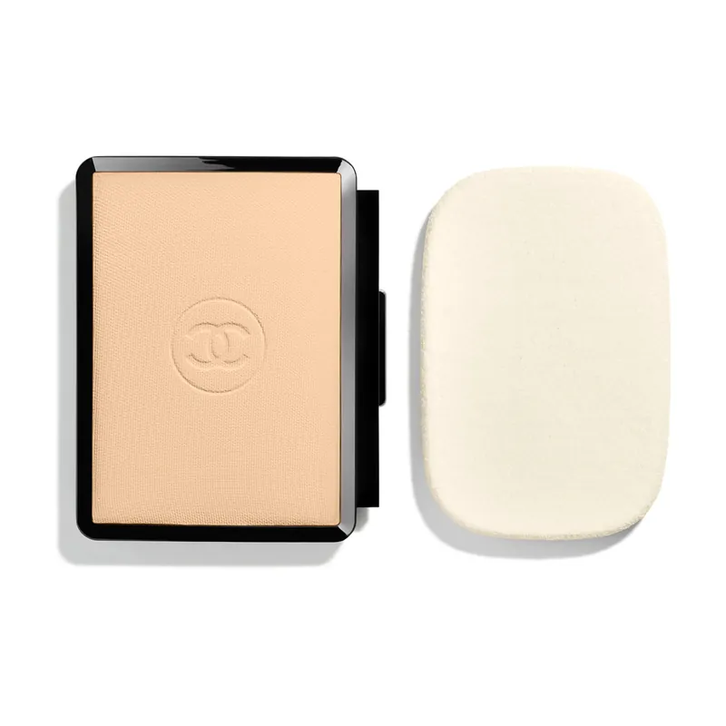 Must-Have CHANEL ULTRA LE TEINT KOMPAKT-MAKE-UP FÜR HÖCHSTE PERFEKTION - NACHFÜLLUNG. LANGANHALTEND.