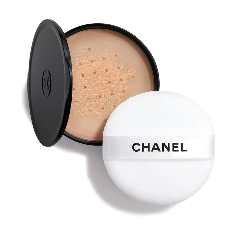 Neue Kollektion CHANEL POUDRE UNIVERSELLE LIBRE - NACHFÜLLUNG LOSER PUDER MIT NATÜRLICHEM FINISH. REISEGRÖSSE