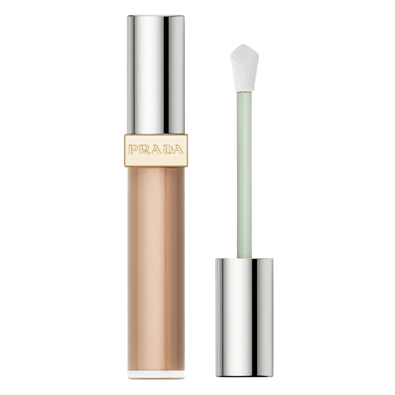 Prada Reveal Concealer Must-Have