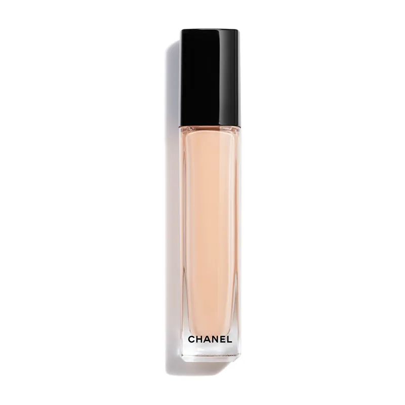 CHANEL LES BEIGES CORRECTEUR SÉRUM CONCEALER FÜR EINEN NATÜRLICH STRAHLENDEN TEINT Aktuell